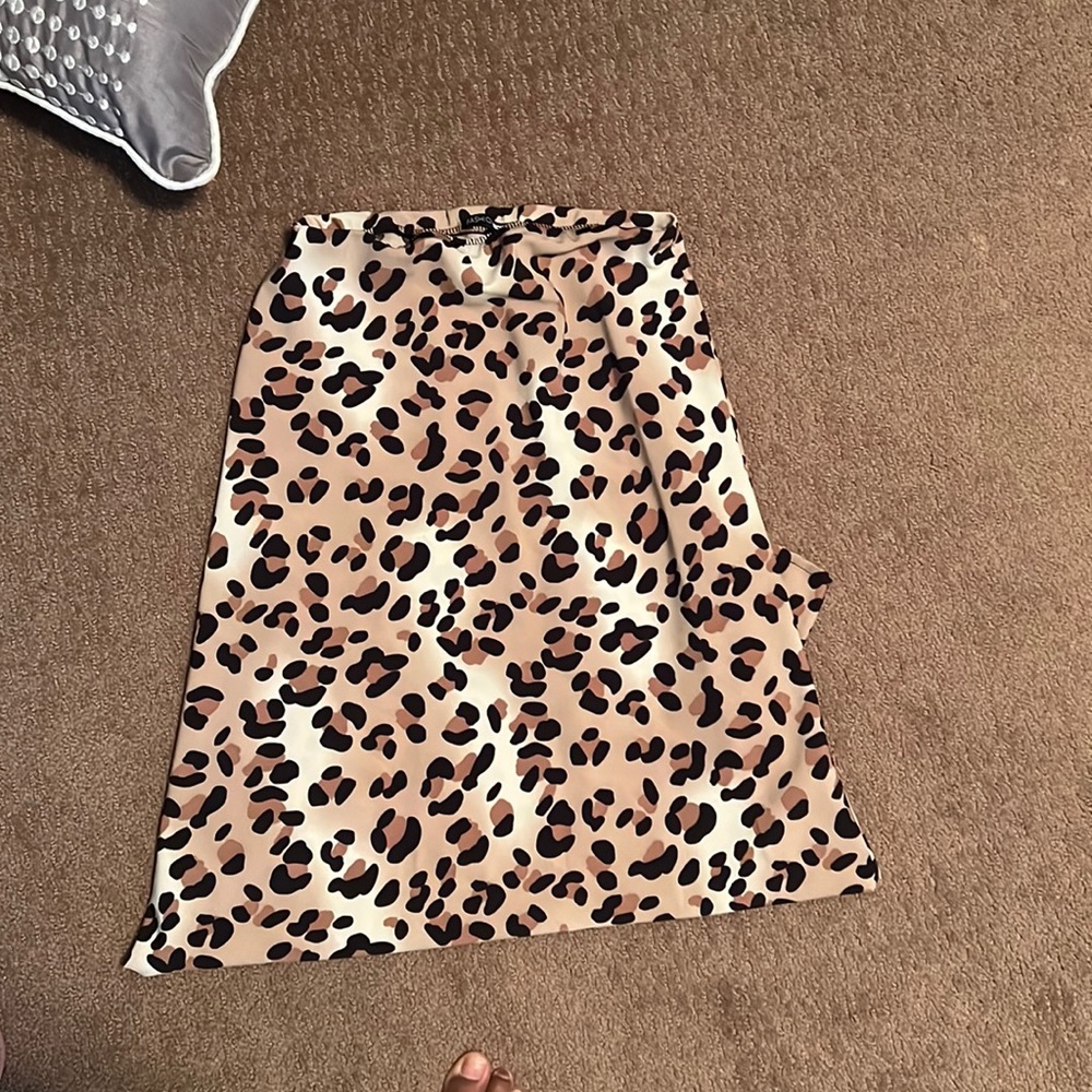 Fashion nova cheetah skirt